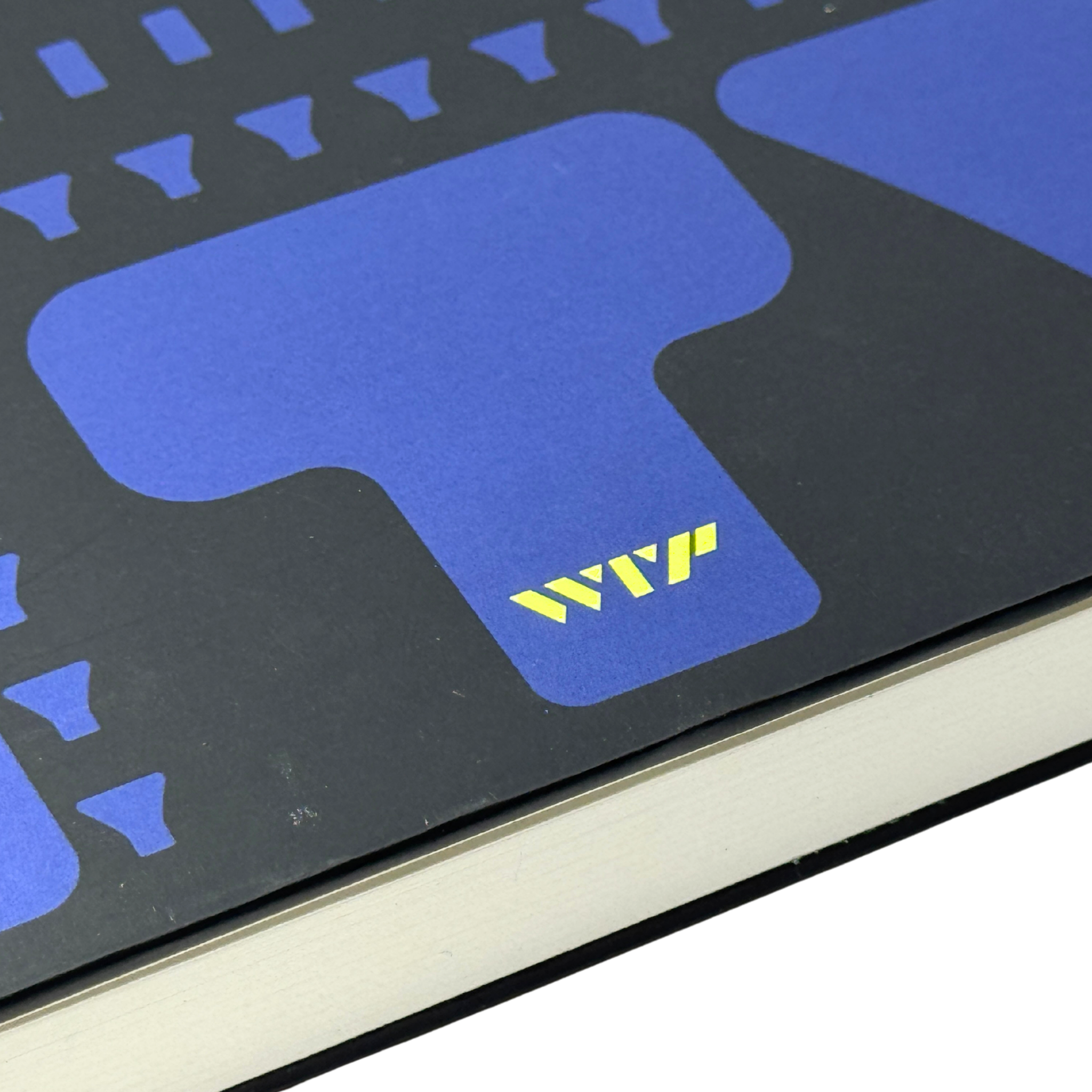 NomNom Graphic Notebook - L